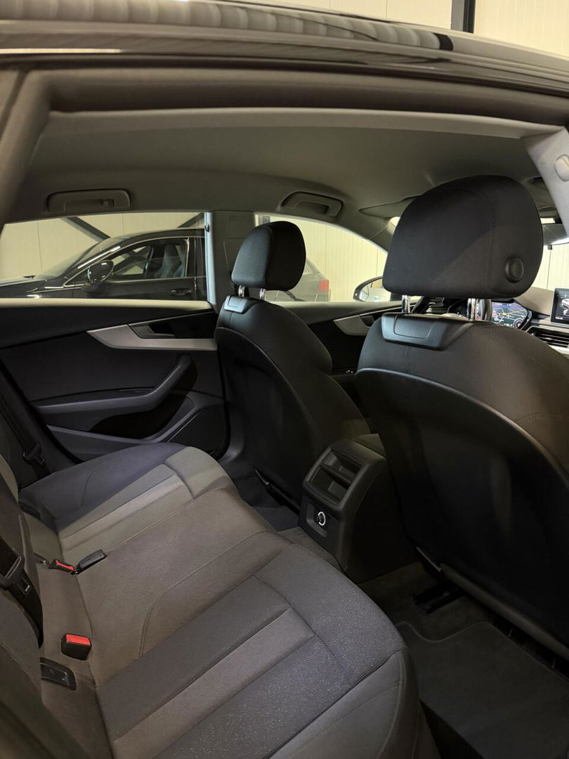 Audi A5 Sportback 2.0 TFSI Black Edition Carplay Trekhaak