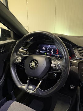 Škoda Superb Combi Skoda Superb 1.5 TSI Sportine Pano Virtual Trekhaak Memory