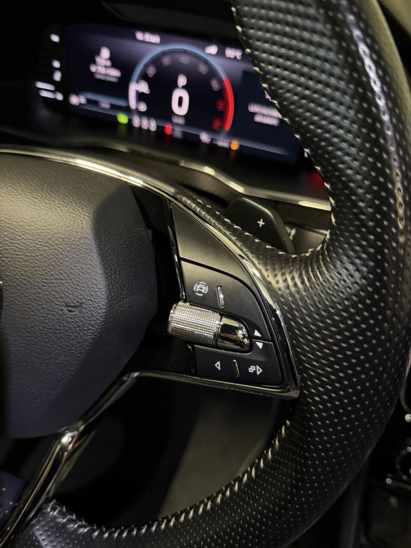 Škoda Superb Combi Skoda Superb 1.5 TSI Sportine Pano Virtual Trekhaak Memory