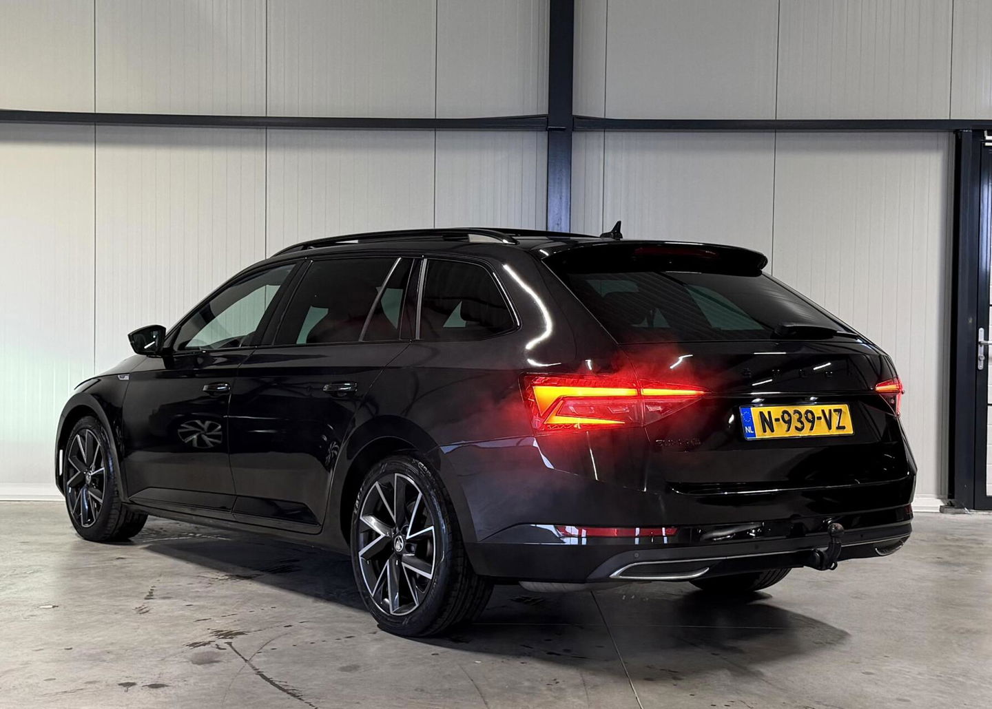 Škoda Superb Combi Skoda Superb 1.5 TSI Sportine Pano Virtual Trekhaak Memory