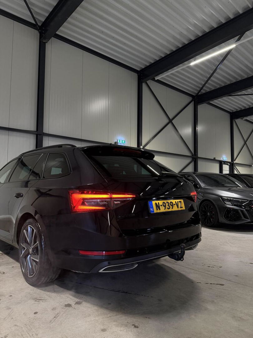 Škoda Superb Combi Skoda Superb 1.5 TSI Sportine Pano Virtual Trekhaak Memory