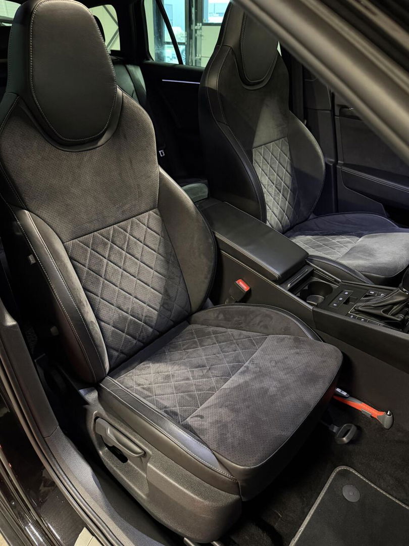 Škoda Superb Combi Skoda Superb 1.5 TSI Sportine Pano Virtual Trekhaak Memory