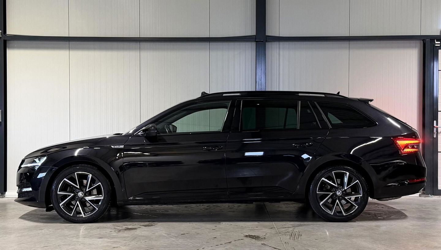 Škoda Superb Combi Skoda Superb 1.5 TSI Sportine Pano Virtual Trekhaak Memory