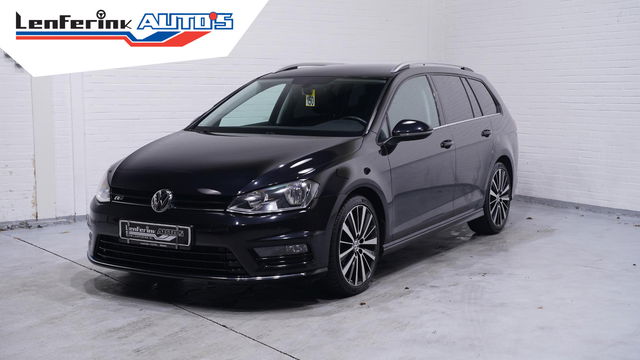 Volkswagen Golf - Variant 1.6 TDI Highline R-Design sportstoelen lederen bekleding NAP DAB-ontvangst cruise controle camera navigatie stoelverwarming PDC v+a schakelflippers aan het stuur climate controle 19"-inch lichtmetalen velgen