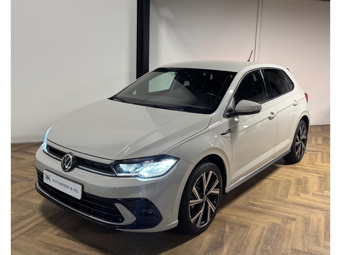 Volkswagen Polo 1.0 TSI R-Line KEYLESS CAM