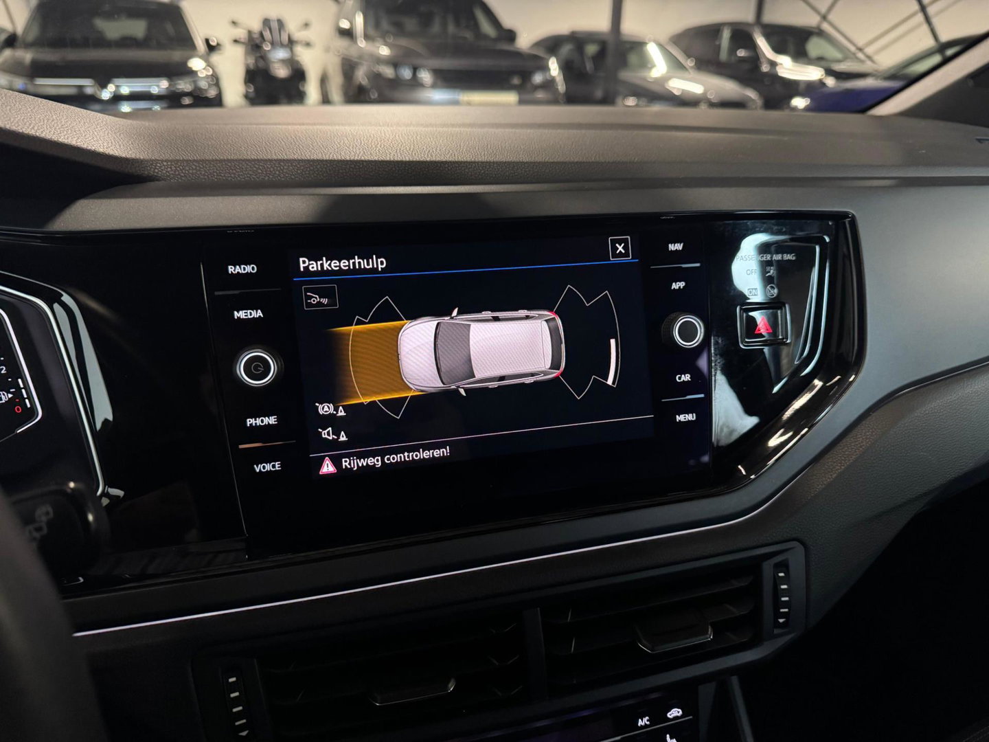 Volkswagen Polo 1.0 TSI R-Line KEYLESS CAM