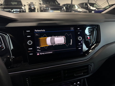 Volkswagen Polo 1.0 TSI R-Line KEYLESS CAM