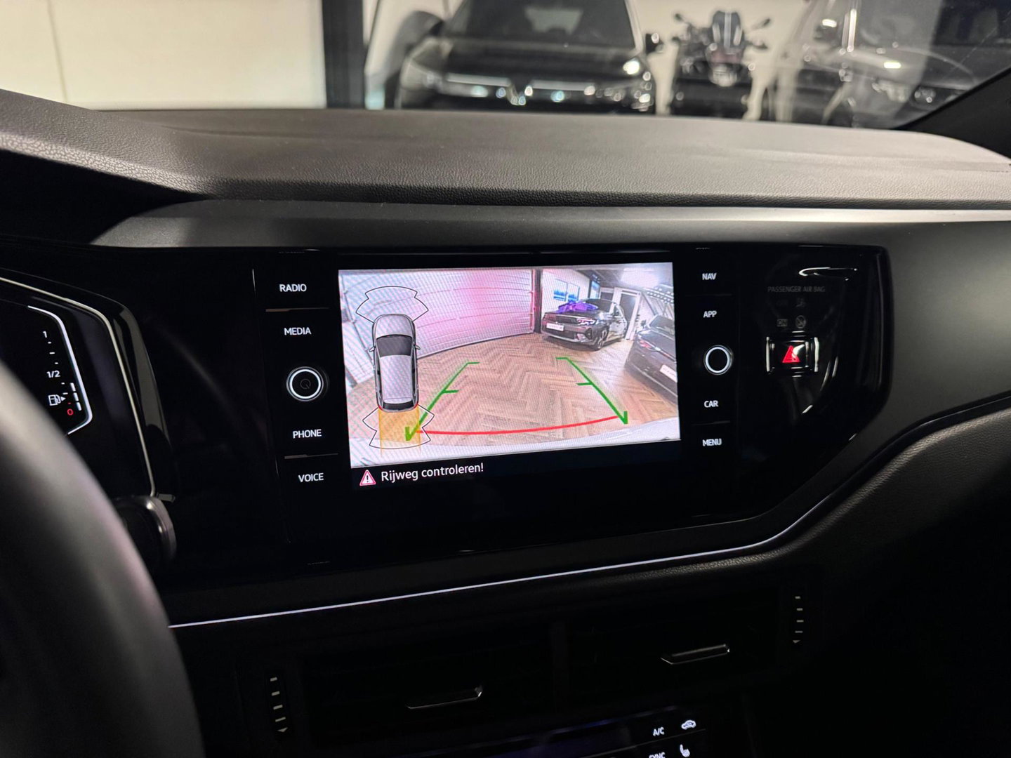 Volkswagen Polo 1.0 TSI R-Line KEYLESS CAM