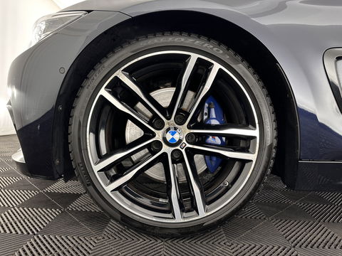 BMW 4 Serie Gran Coupé 420i M-Sportpack High Executive Edition (INCL-BTW) Aut. *LEATHER | FULL-LED | DIGI-COCKPIT | HIFI-SOUND | HEATED-SPORTSEATS | DAB+ | CAMERA | SHIFTPADDLES | PRIVACYGLASS | HEAD-UP | TOWBAR | KEYLESS | CARBON-INLAY | 19''ALU*