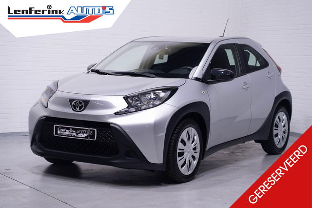Toyota Aygo - X 1.0 VVT-i MT Play Camera Apple Carplay Cruisecontrol 1e Eig. NAP
