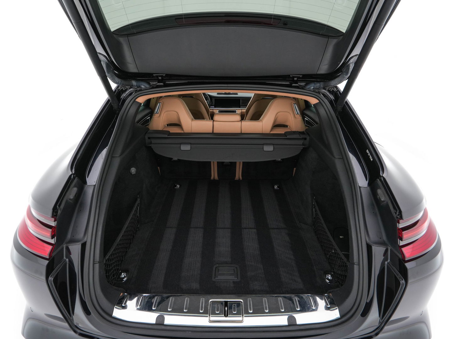 Porsche Panamera Sport Turismo 3.0 4 Sportchrono-Pack Aut. *PANO | LEATHER | MATRIX-LED | BOSE-SURROUND | MEMORY-PACK | TOPVIEW | KEYLESS | NAVI-FULLMAP | HEATED-SPORTSEATS | DAB+ | PRIVACYGLASS | SHIFTPADDLES | SPORT-EXHAUST | 21''ALU*