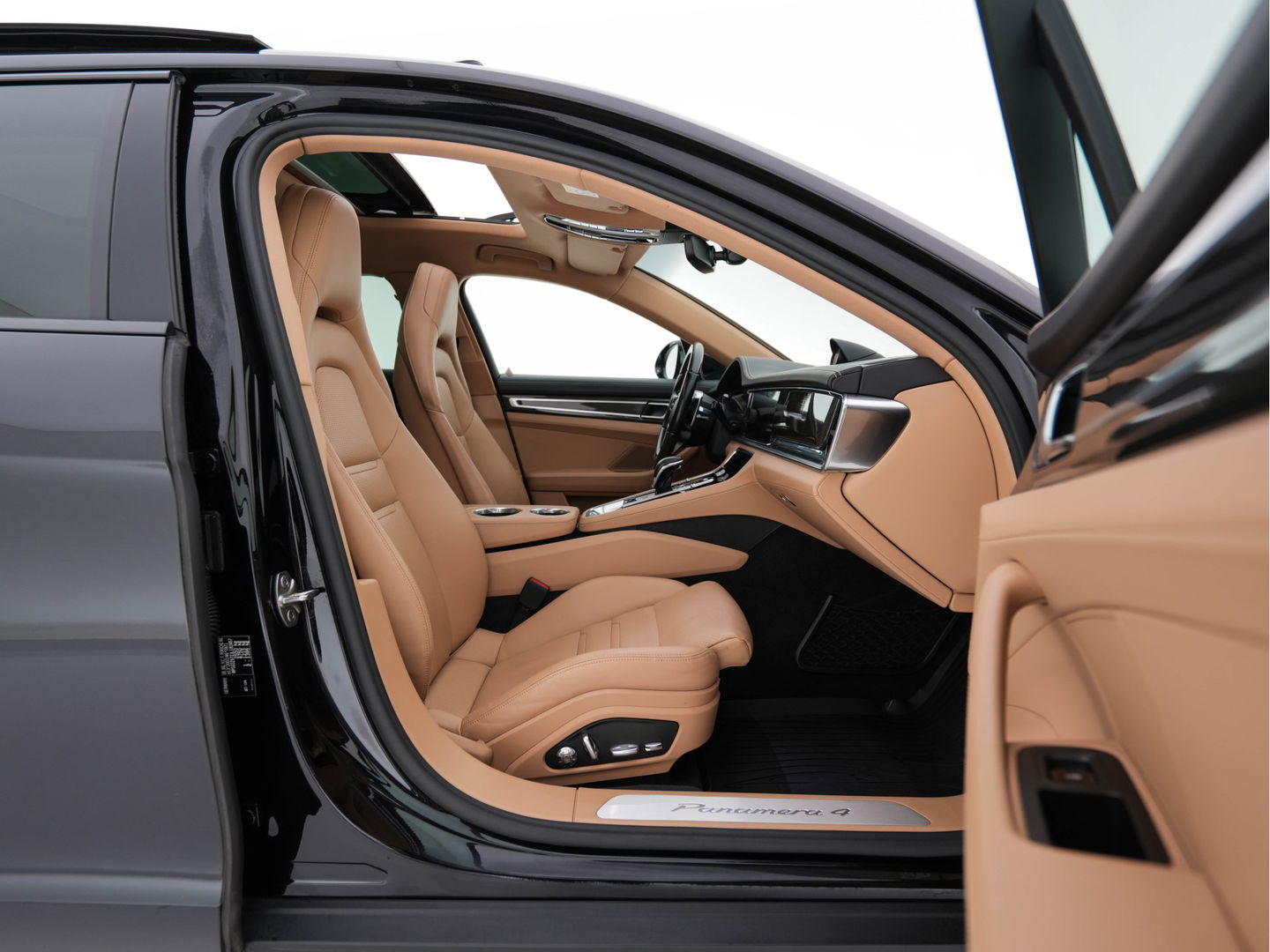 Porsche Panamera Sport Turismo 3.0 4 Sportchrono-Pack Aut. *PANO | LEATHER | MATRIX-LED | BOSE-SURROUND | MEMORY-PACK | TOPVIEW | KEYLESS | NAVI-FULLMAP | HEATED-SPORTSEATS | DAB+ | PRIVACYGLASS | SHIFTPADDLES | SPORT-EXHAUST | 21''ALU*