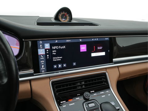 Porsche Panamera Sport Turismo 3.0 4 Sportchrono-Pack Aut. *PANO | LEATHER | MATRIX-LED | BOSE-SURROUND | MEMORY-PACK | TOPVIEW | KEYLESS | NAVI-FULLMAP | HEATED-SPORTSEATS | DAB+ | PRIVACYGLASS | SHIFTPADDLES | SPORT-EXHAUST | 21''ALU*