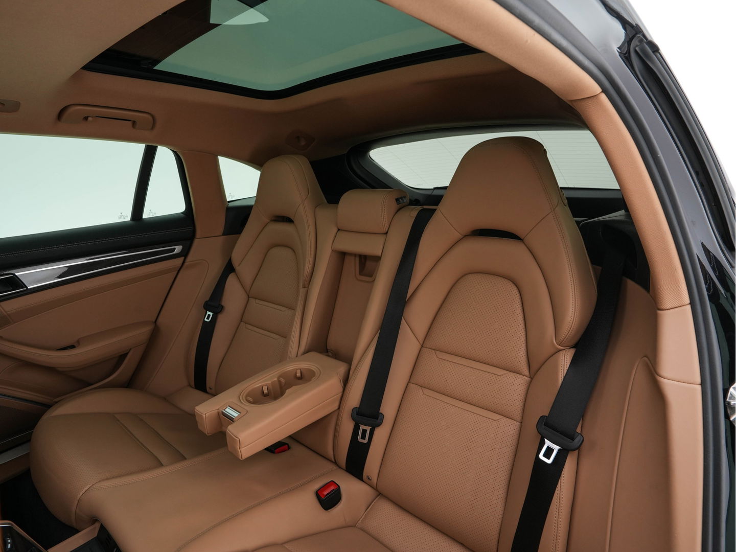 Porsche Panamera Sport Turismo 3.0 4 Sportchrono-Pack Aut. *PANO | LEATHER | MATRIX-LED | BOSE-SURROUND | MEMORY-PACK | TOPVIEW | KEYLESS | NAVI-FULLMAP | HEATED-SPORTSEATS | DAB+ | PRIVACYGLASS | SHIFTPADDLES | SPORT-EXHAUST | 21''ALU*