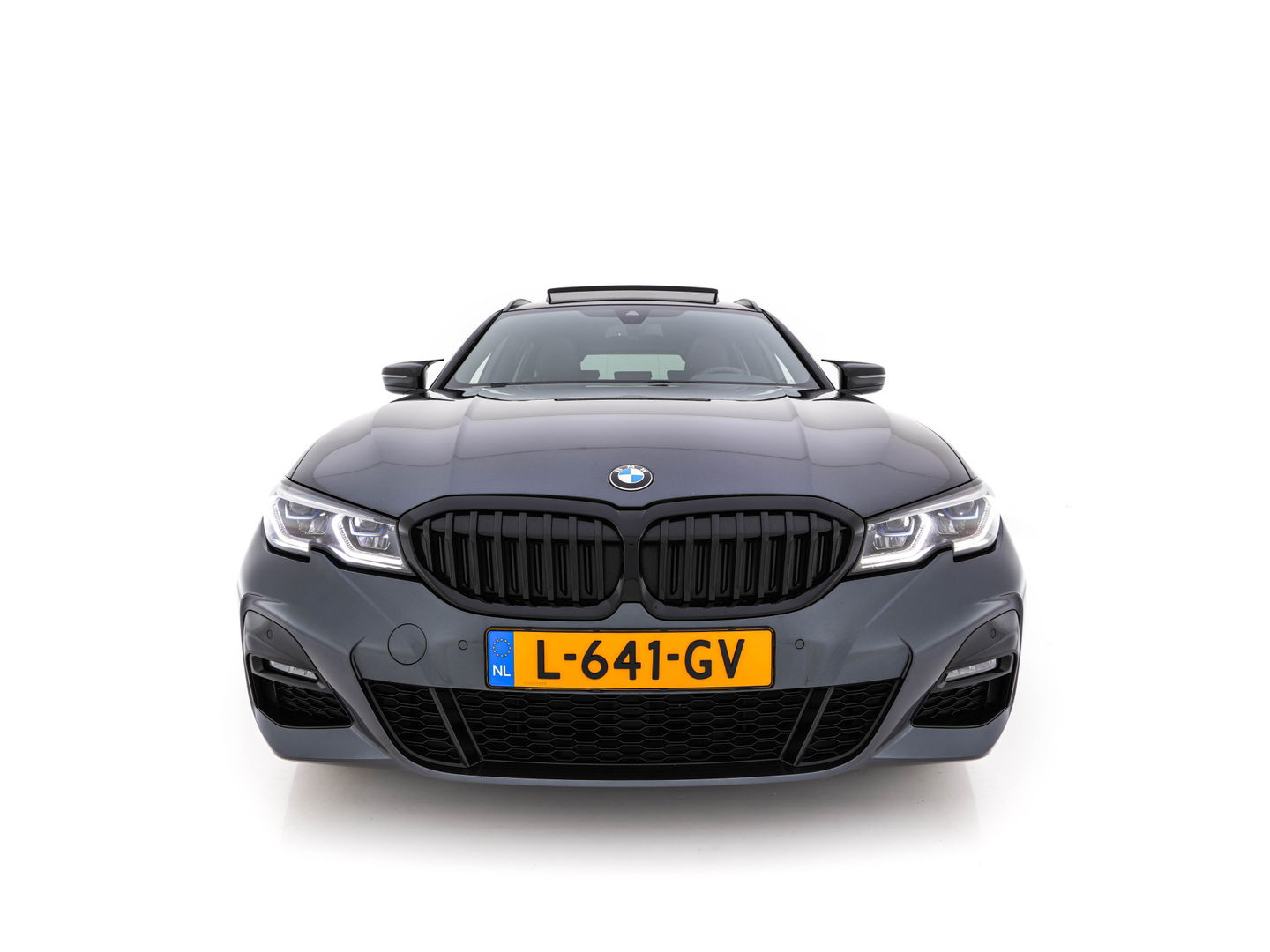 BMW 3 Serie Touring 320e M-Sportpack Business Edition Plus (Plug-In) (INCL-BTW) *PANO | LASER-LED | LEATHER | HEATED-SPORTSEATS | HARMAN/KARDON | VIRTUAL-COCKPIT | AMBIENT-LIGHT | NAVI-FULLMAP | DAB+ | 18''ALU*