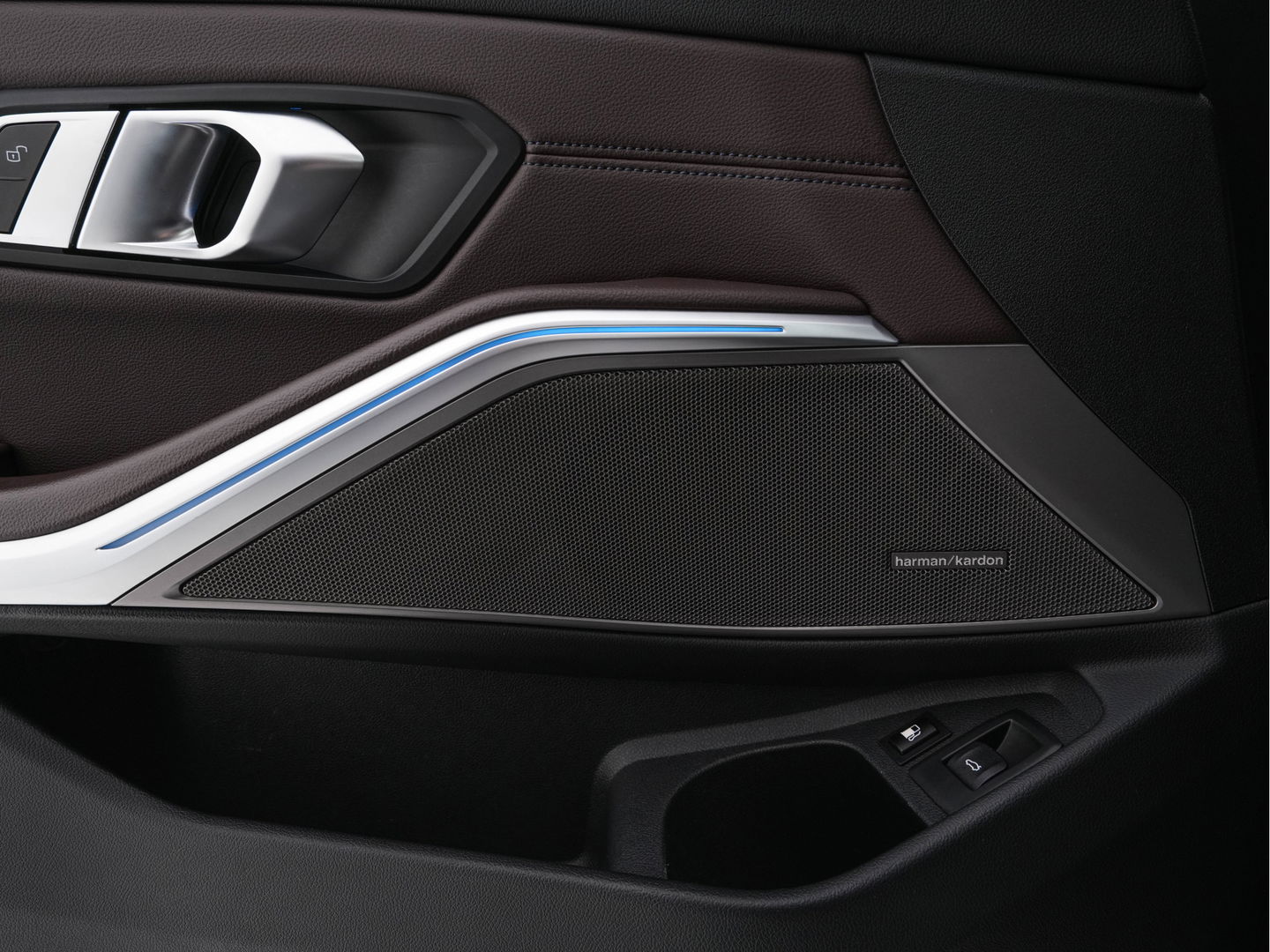 BMW 3 Serie Touring 320e M-Sportpack Business Edition Plus (Plug-In) (INCL-BTW) *PANO | LASER-LED | LEATHER | HEATED-SPORTSEATS | HARMAN/KARDON | VIRTUAL-COCKPIT | AMBIENT-LIGHT | NAVI-FULLMAP | DAB+ | 18''ALU*