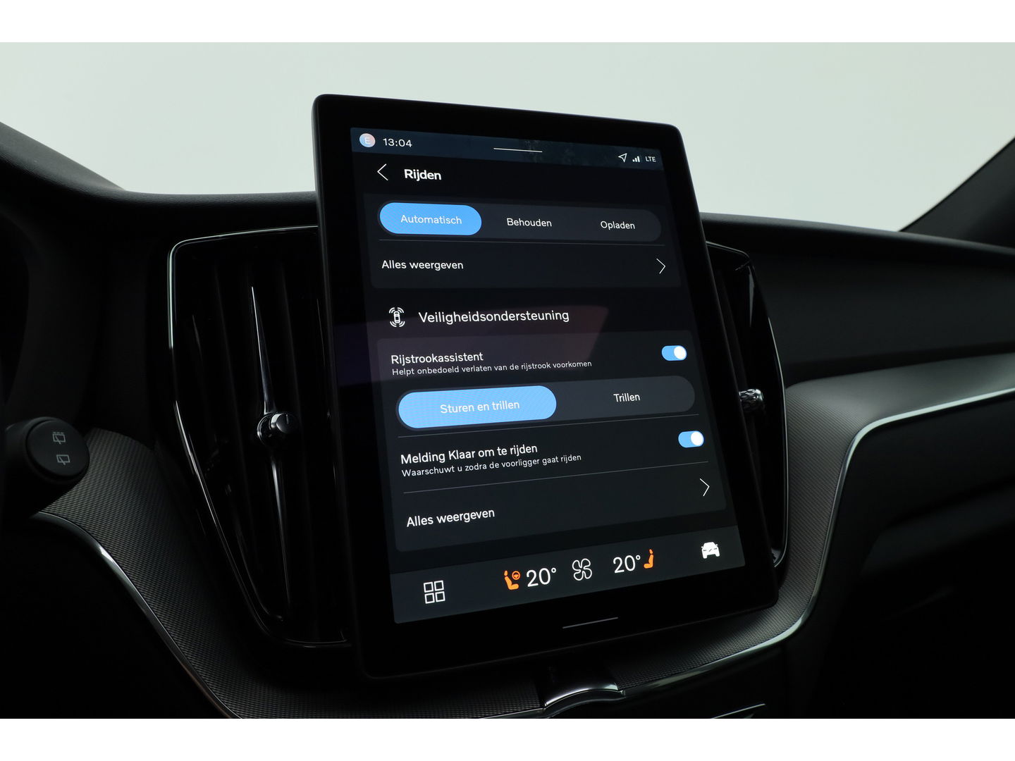 Volvo XC60 2.0 T8 Plug-in hybrid AWD Plus Black Edition | Pano | Head up | 360 Camera | Blis | Acc | H&K Audio | Mem stoelen |