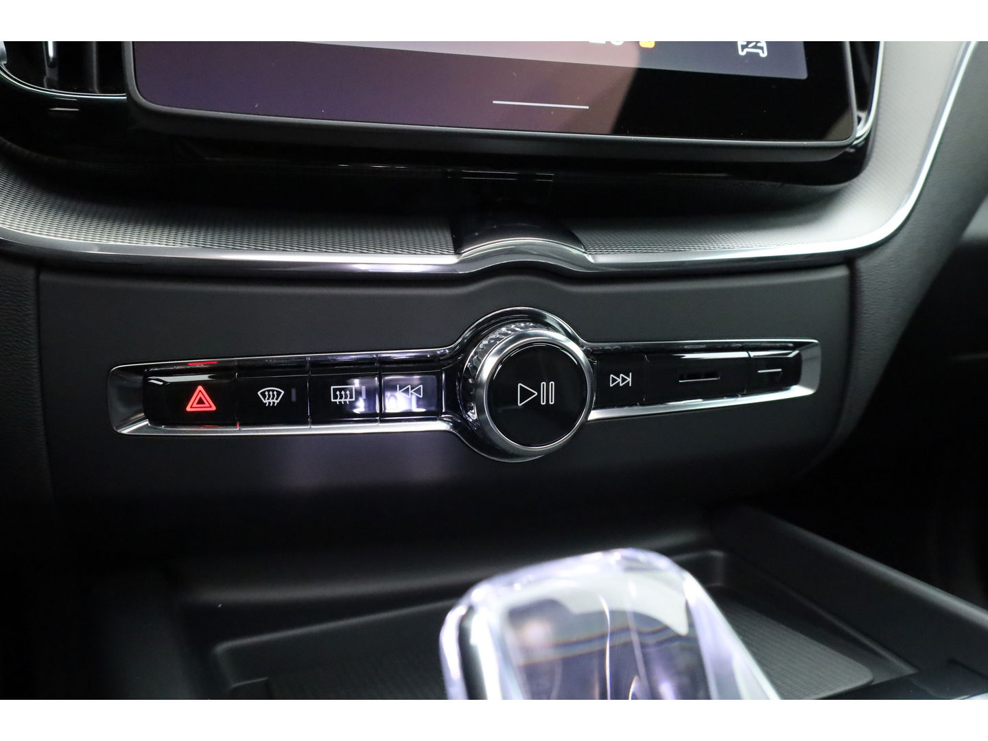 Volvo XC60 2.0 T8 Plug-in hybrid AWD Plus Black Edition | Pano | Head up | 360 Camera | Blis | Acc | H&K Audio | Mem stoelen |