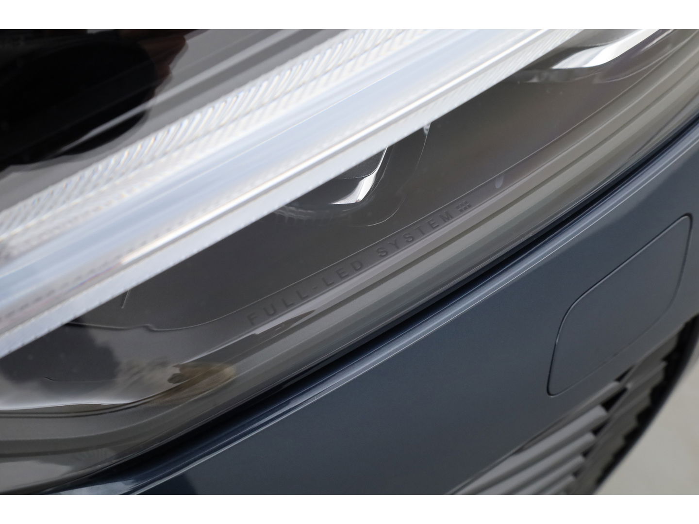 Volvo XC60 2.0 T8 Plug-in hybrid AWD Plus Black Edition | Pano | Head up | 360 Camera | Blis | Acc | H&K Audio | Mem stoelen |