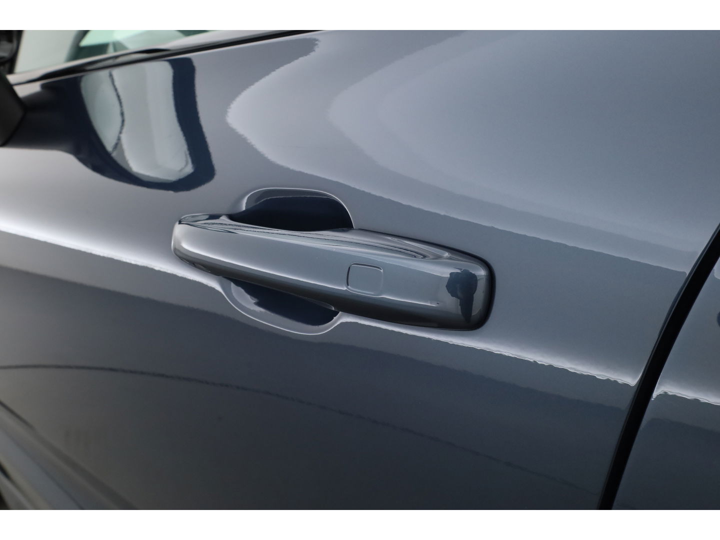 Volvo XC60 2.0 T8 Plug-in hybrid AWD Plus Black Edition | Pano | Head up | 360 Camera | Blis | Acc | H&K Audio | Mem stoelen |