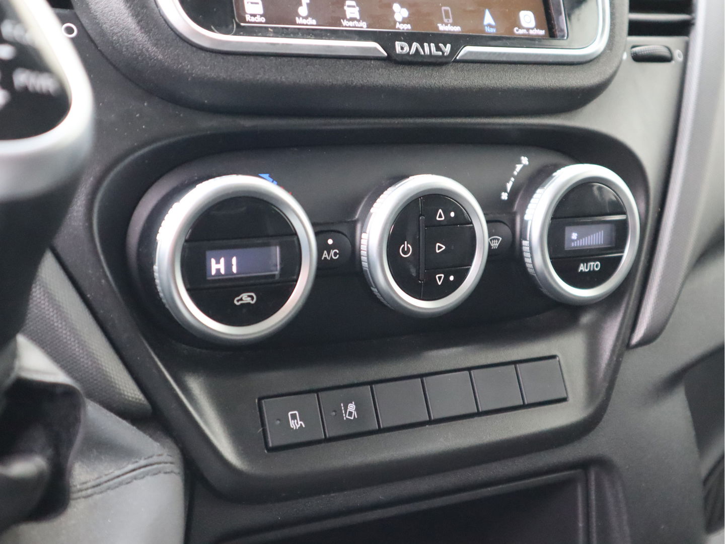 Iveco Daily 40C18 3.0 Hi-Matic Automaat Euro 6 Bakwagen - Laadklep 1000kg