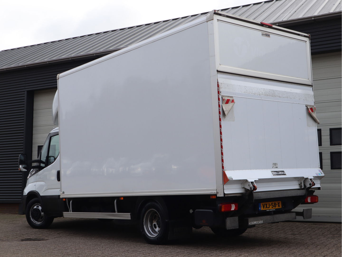 Iveco Daily 40C18 3.0 Hi-Matic Automaat Euro 6 Bakwagen - Laadklep 1000kg
