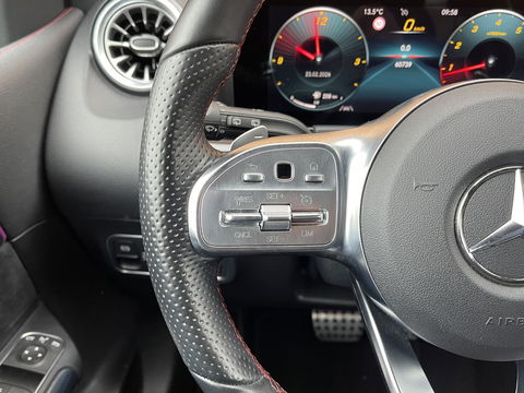 Mercedes-Benz B-Klasse 200 Business Solution AMG | Sfeerverlichting | Apple Carplay | Android Auto | DAB | Rijmodus Regeling | Adaptieve Cruise Control | Lane Assist |