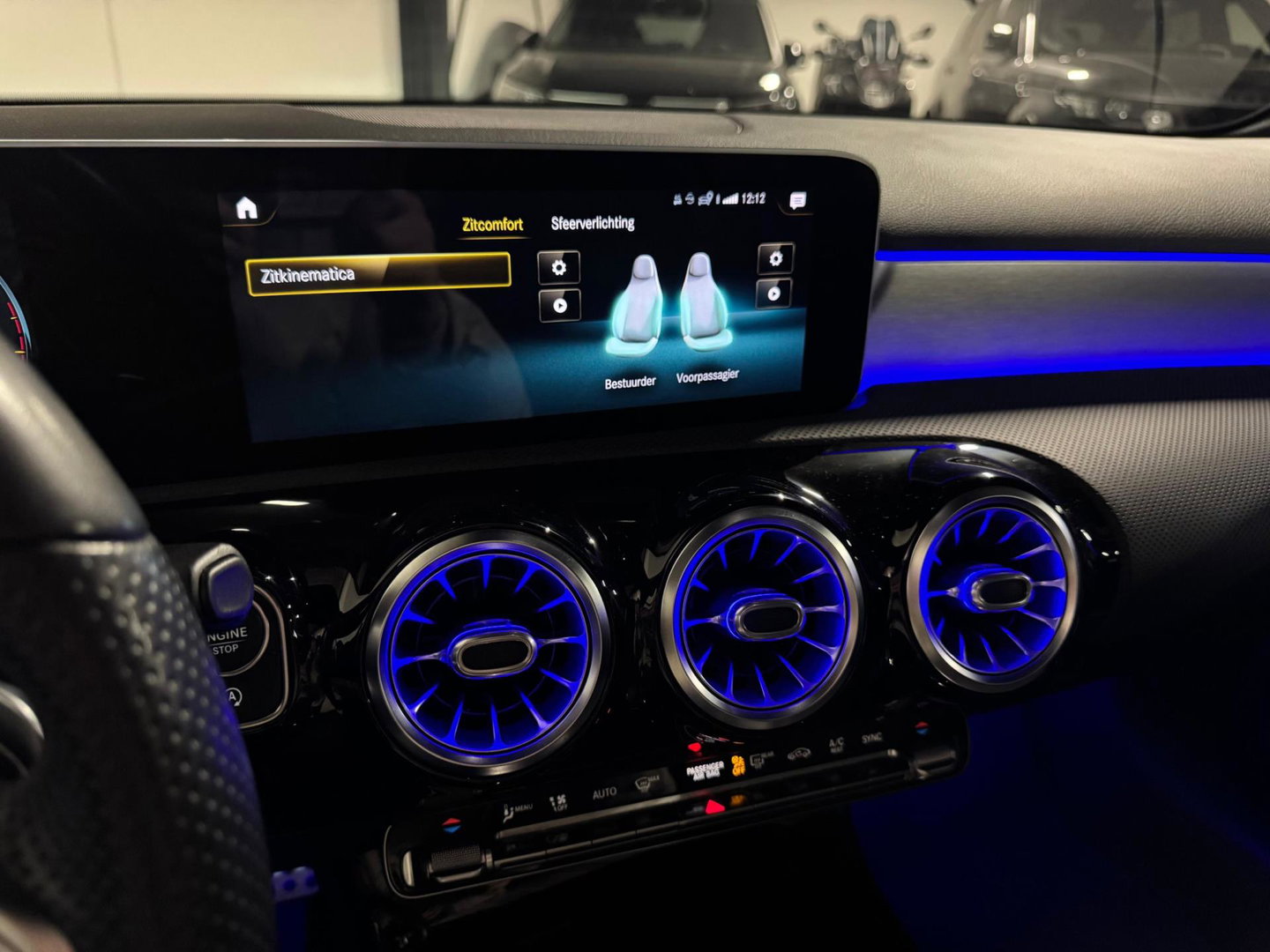 Mercedes-Benz A-Klasse 180 Business Solution AMG PANO KEYLESS