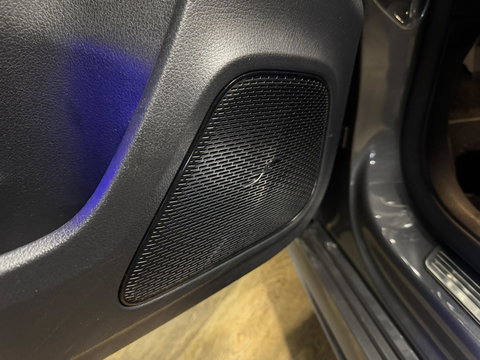 Mercedes-Benz A-Klasse 180 Business Solution AMG PANO KEYLESS