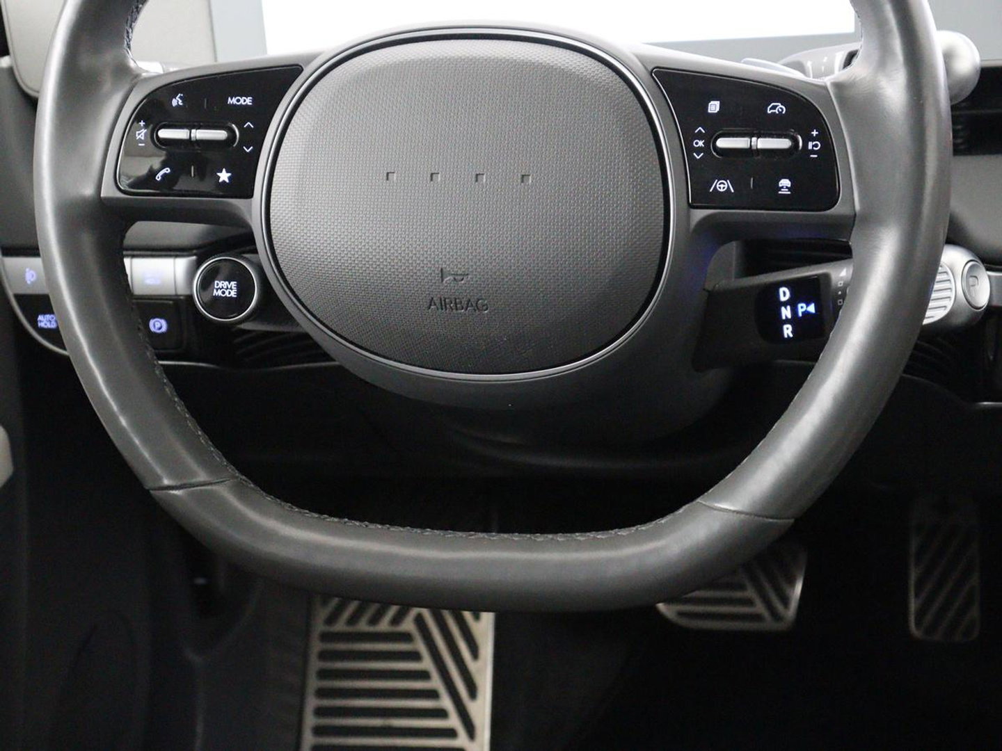 Hyundai IONIQ 5 Connect 58 kWh | SOH 91% | Warmtepomp | Stoelverwarming | Adaptive cruise | Bose Sound | Camera | Carplay | Half leder | Vehicle-to-load | Keyless | Navigatie | Full LED