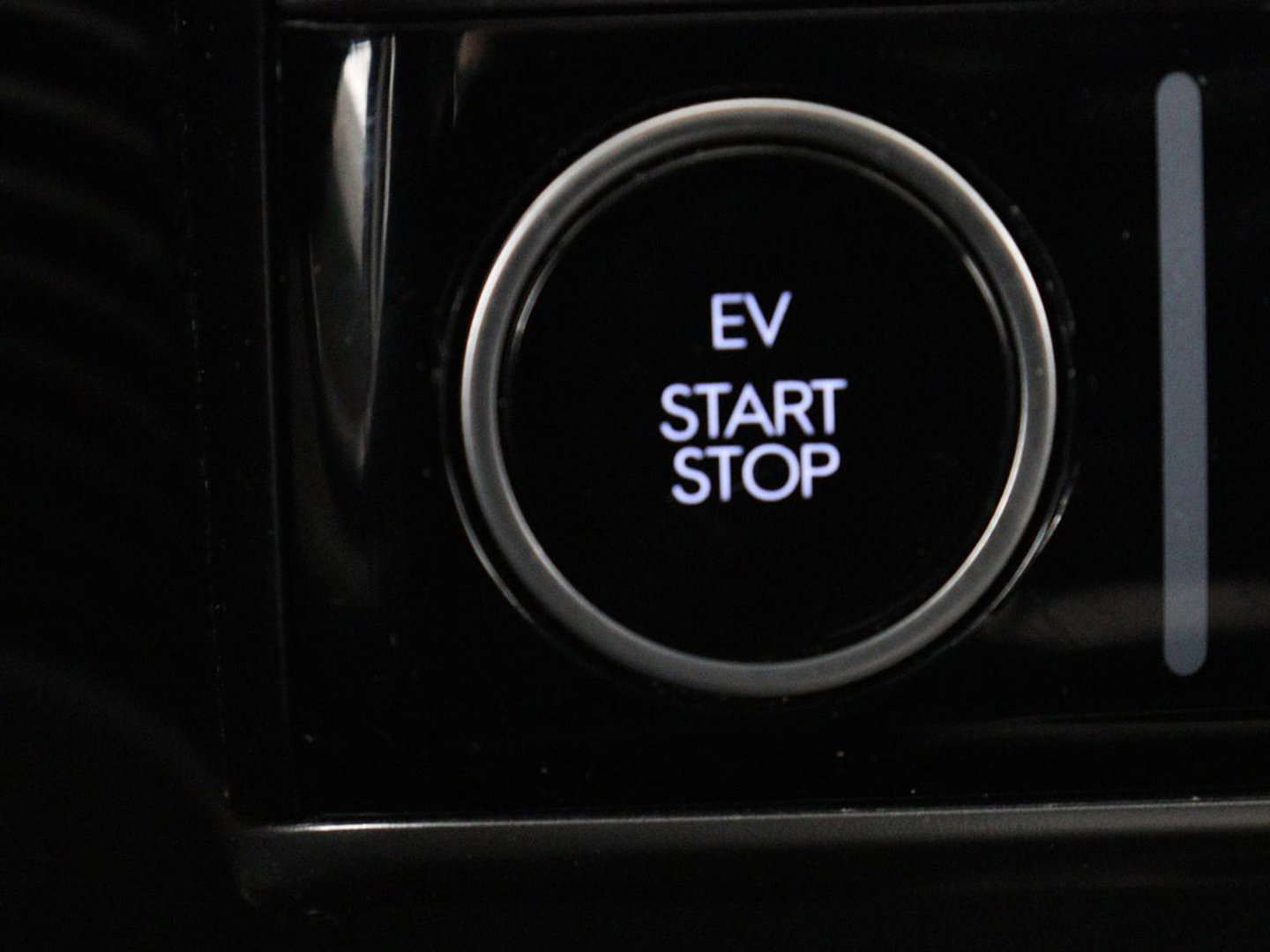 Hyundai IONIQ 5 Connect 58 kWh | SOH 91% | Warmtepomp | Stoelverwarming | Adaptive cruise | Bose Sound | Camera | Carplay | Half leder | Vehicle-to-load | Keyless | Navigatie | Full LED