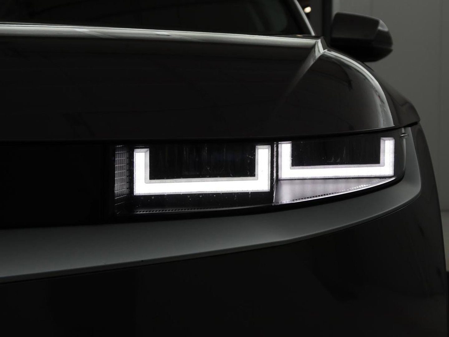 Hyundai IONIQ 5 Connect 58 kWh | SOH 91% | Warmtepomp | Stoelverwarming | Adaptive cruise | Bose Sound | Camera | Carplay | Half leder | Vehicle-to-load | Keyless | Navigatie | Full LED