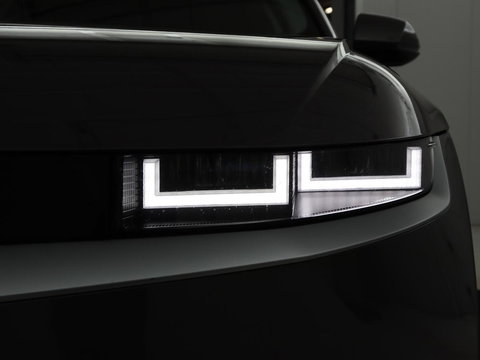 Hyundai IONIQ 5 Connect 58 kWh | SOH 91% | Warmtepomp | Stoelverwarming | Adaptive cruise | Bose Sound | Camera | Carplay | Half leder | Vehicle-to-load | Keyless | Navigatie | Full LED