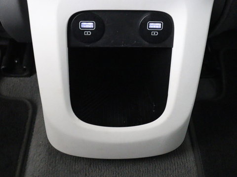 Hyundai IONIQ 5 Connect 58 kWh | SOH 91% | Warmtepomp | Stoelverwarming | Adaptive cruise | Bose Sound | Camera | Carplay | Half leder | Vehicle-to-load | Keyless | Navigatie | Full LED