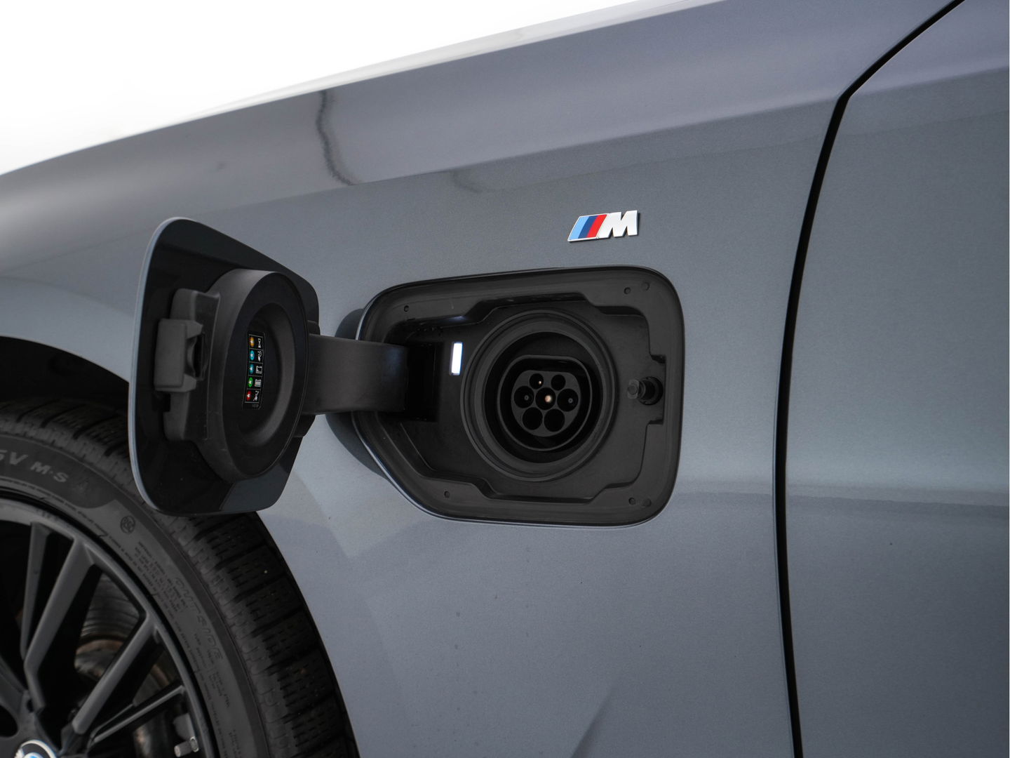 BMW 3 Serie Touring 320e M-Sportpack Business Edition Plus (Plug-In) (INCL-BTW) *PANO | LASER-LED | LEATHER | HEATED-SPORTSEATS | HARMAN/KARDON | VIRTUAL-COCKPIT | AMBIENT-LIGHT | NAVI-FULLMAP | DAB+ | 18''ALU*