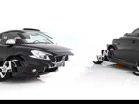 Volvo C30 - 1.6 D2 R-Design Sport-pack *PANO | BI-XENON | LEATHER-FABRIC | NAVI-FULLMAP | HEATED-SPORTSEATS | ECC | CARBON-INLAY | PDC | PREMIUM-AUDIO | CRUISE | 17''ALU*