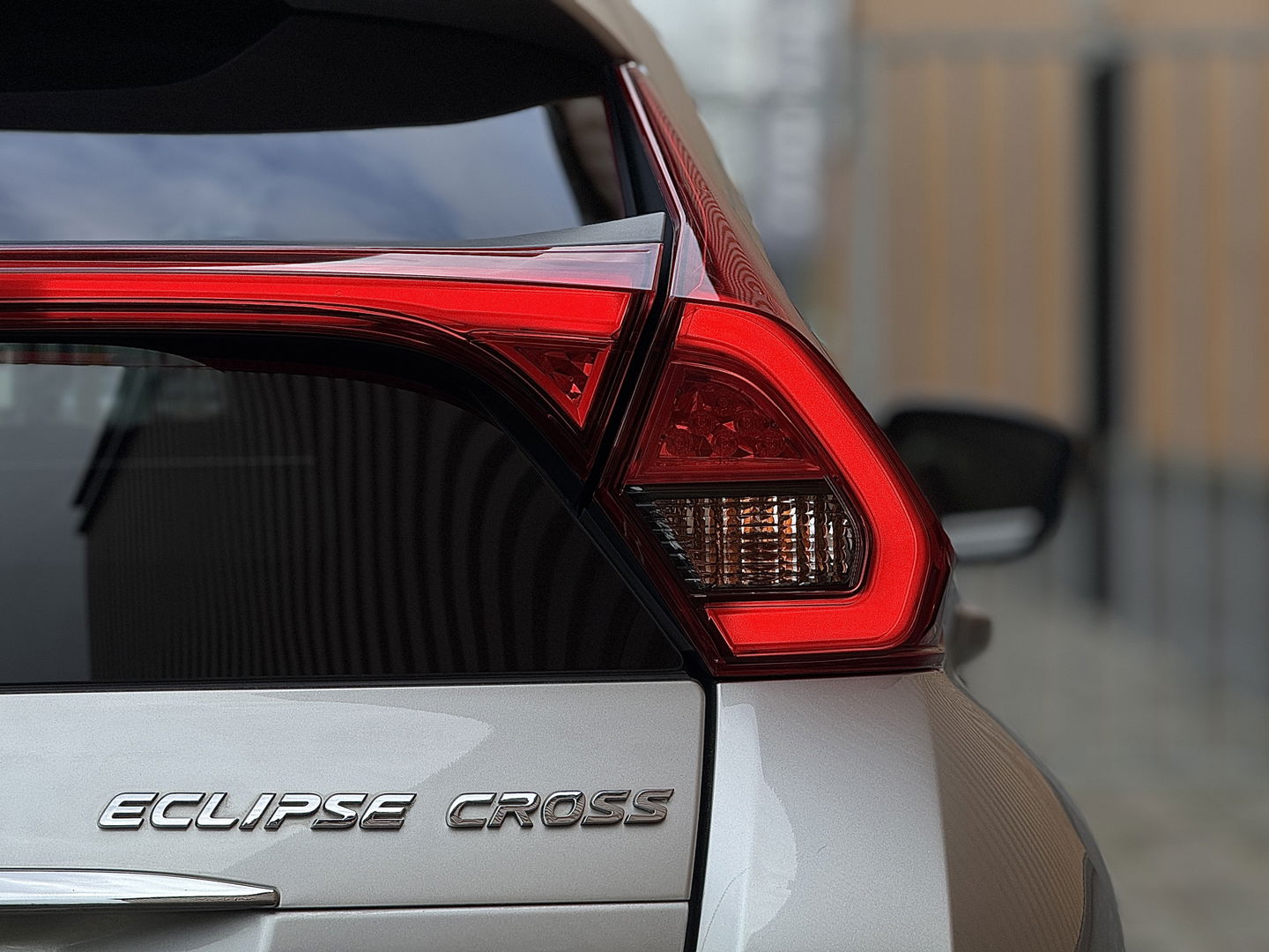 Mitsubishi Eclipse Cross 1.5 DI-T Intense | Origineel Nederlands | 1e Eigenaar! | Apple Carplay | Android Auto | Trekhaak | Lane Assist | DAB | Head-Up Display |