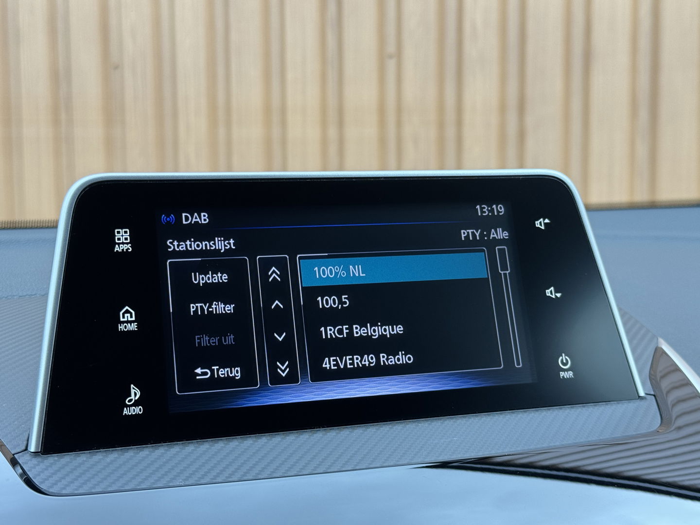 Mitsubishi Eclipse Cross 1.5 DI-T Intense | Origineel Nederlands | 1e Eigenaar! | Apple Carplay | Android Auto | Trekhaak | Lane Assist | DAB | Head-Up Display |