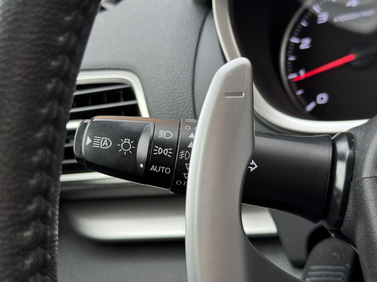 Mitsubishi Eclipse Cross 1.5 DI-T Intense | Origineel Nederlands | 1e Eigenaar! | Apple Carplay | Android Auto | Trekhaak | Lane Assist | DAB | Head-Up Display |