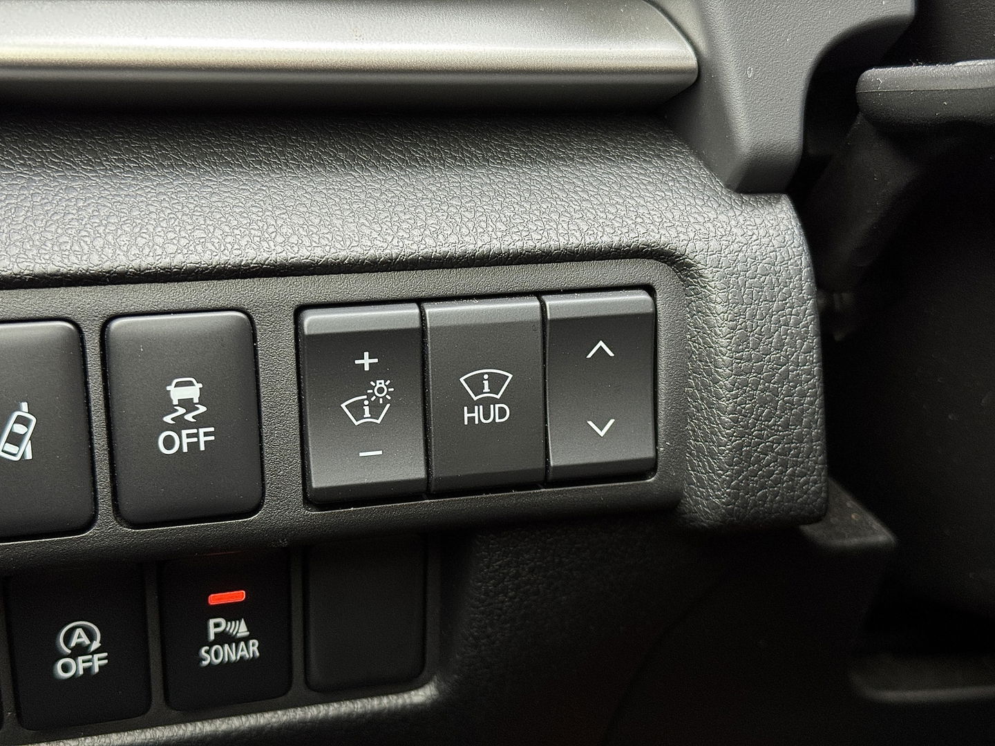 Mitsubishi Eclipse Cross 1.5 DI-T Intense | Origineel Nederlands | 1e Eigenaar! | Apple Carplay | Android Auto | Trekhaak | Lane Assist | DAB | Head-Up Display |