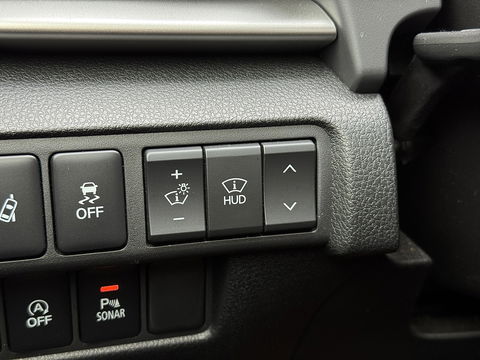 Mitsubishi Eclipse Cross 1.5 DI-T Intense | Origineel Nederlands | 1e Eigenaar! | Apple Carplay | Android Auto | Trekhaak | Lane Assist | DAB | Head-Up Display |