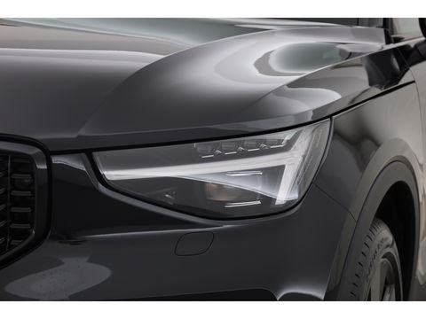 Volvo XC40 2.0 B3 Plus Black Edition | Facelift | 360 camera | Blis | ACC | Carplay | H&K Audio |