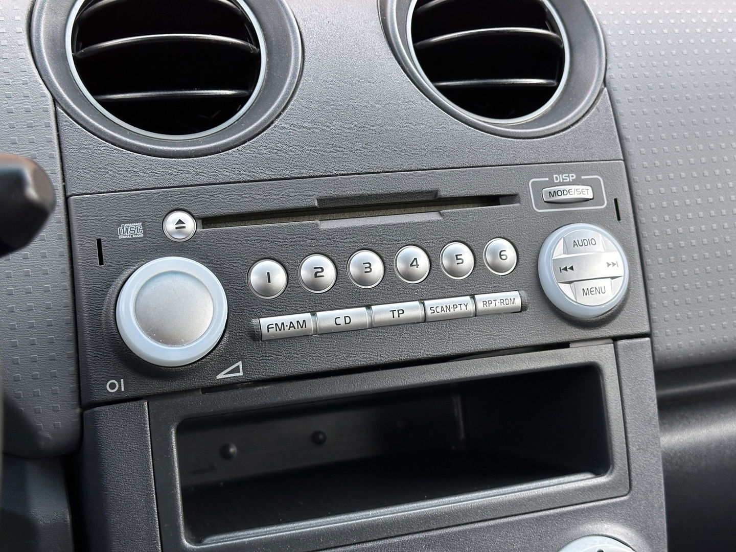 Mitsubishi Colt 1.3 Inform Cool Pack Plus 5-Drs | APK 02-2027 | NAP! | 15" Lichtmetaal | Airconditioning | Isofix | Centrale Deurvergrendeling | Elektrische Ramen voor