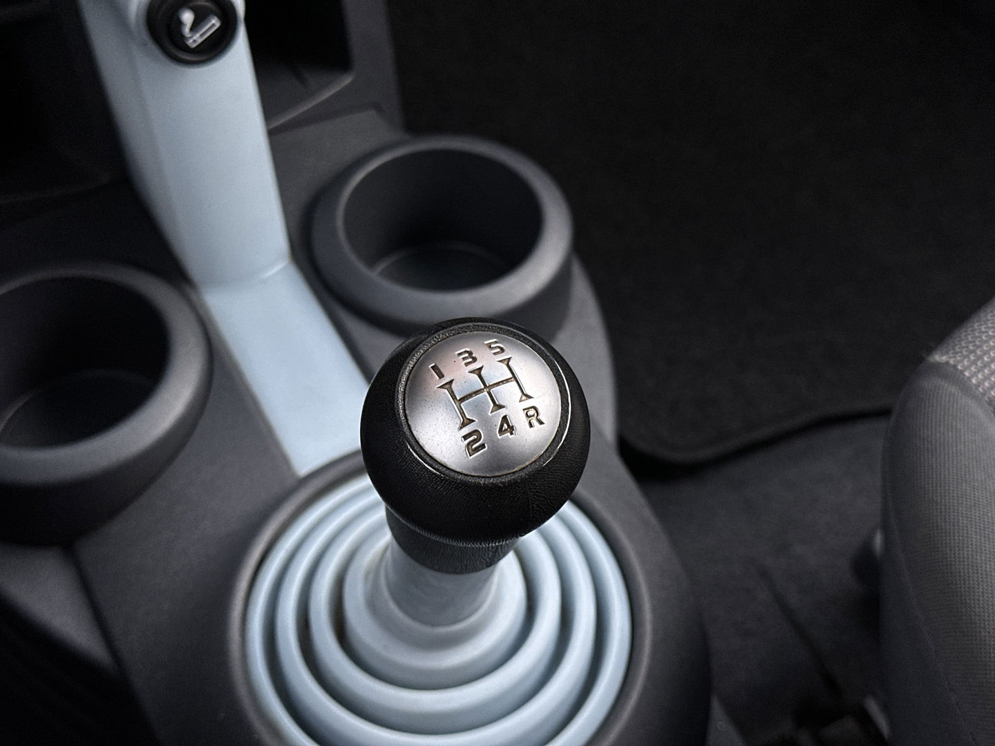 Mitsubishi Colt 1.3 Inform Cool Pack Plus 5-Drs | APK 02-2027 | NAP! | 15" Lichtmetaal | Airconditioning | Isofix | Centrale Deurvergrendeling | Elektrische Ramen voor