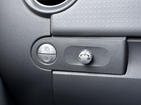 Mitsubishi Colt 1.3 Inform Cool Pack Plus 5-Drs | APK 02-2027 | NAP! | 15" Lichtmetaal | Airconditioning | Isofix | Centrale Deurvergrendeling | Elektrische Ramen voor