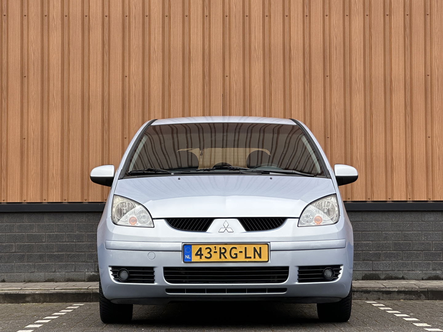 Mitsubishi Colt 1.3 Inform Cool Pack Plus 5-Drs | APK 02-2027 | NAP! | 15" Lichtmetaal | Airconditioning | Isofix | Centrale Deurvergrendeling | Elektrische Ramen voor