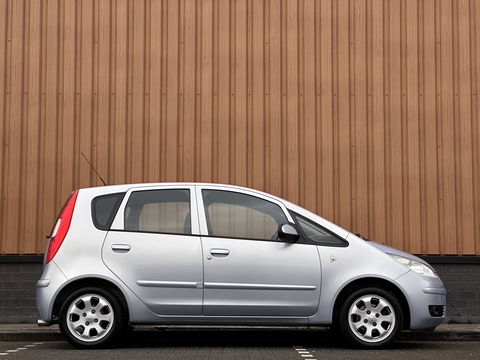 Mitsubishi Colt 1.3 Inform Cool Pack Plus 5-Drs | APK 02-2027 | NAP! | 15" Lichtmetaal | Airconditioning | Isofix | Centrale Deurvergrendeling | Elektrische Ramen voor