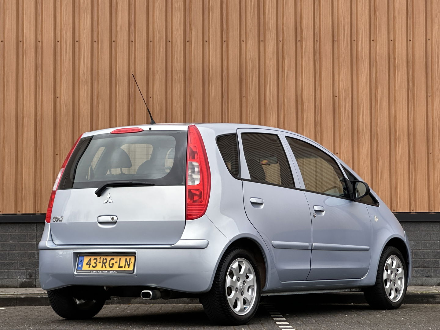 Mitsubishi Colt 1.3 Inform Cool Pack Plus 5-Drs | APK 02-2027 | NAP! | 15" Lichtmetaal | Airconditioning | Isofix | Centrale Deurvergrendeling | Elektrische Ramen voor