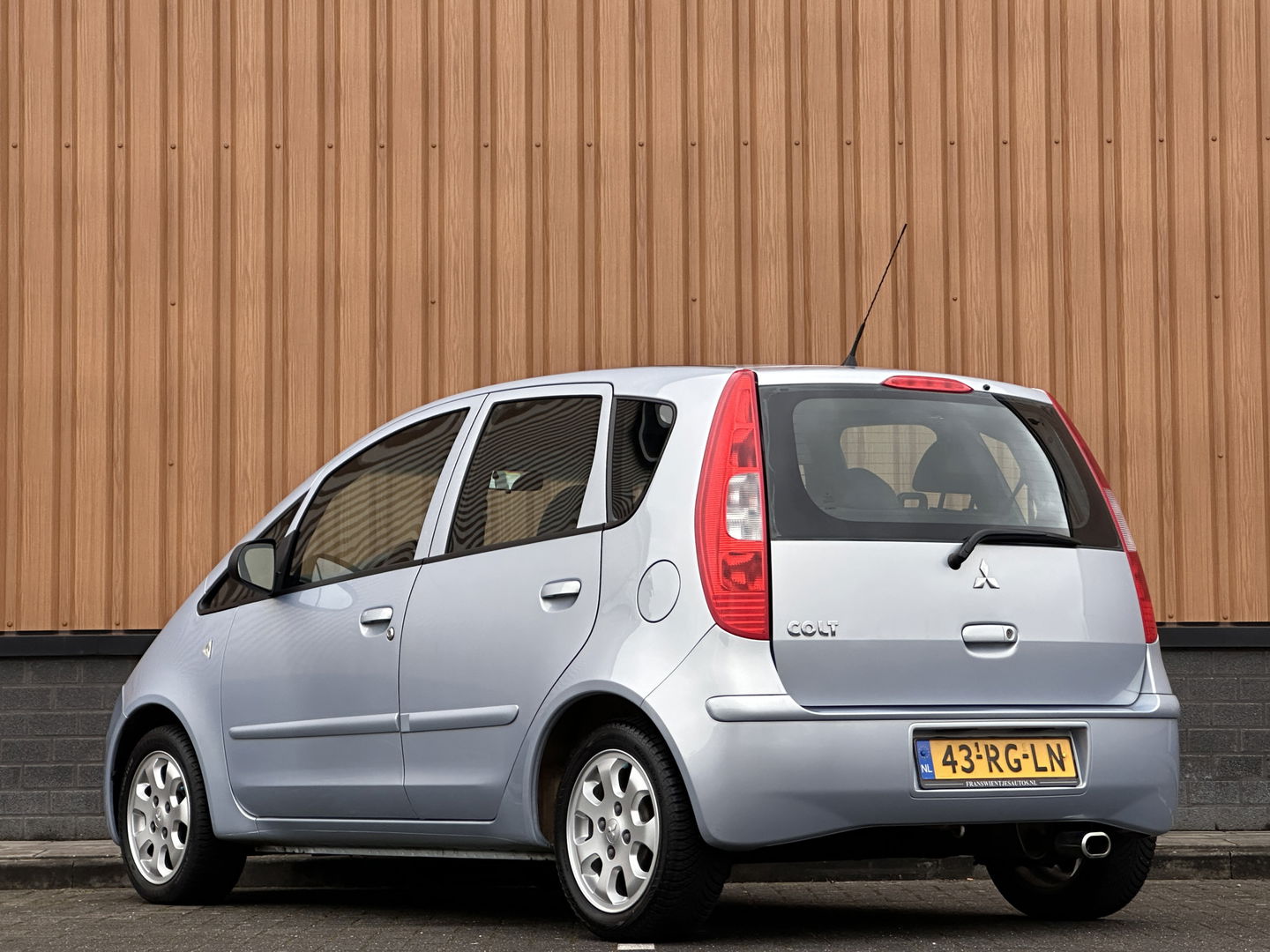 Mitsubishi Colt 1.3 Inform Cool Pack Plus 5-Drs | APK 02-2027 | NAP! | 15" Lichtmetaal | Airconditioning | Isofix | Centrale Deurvergrendeling | Elektrische Ramen voor