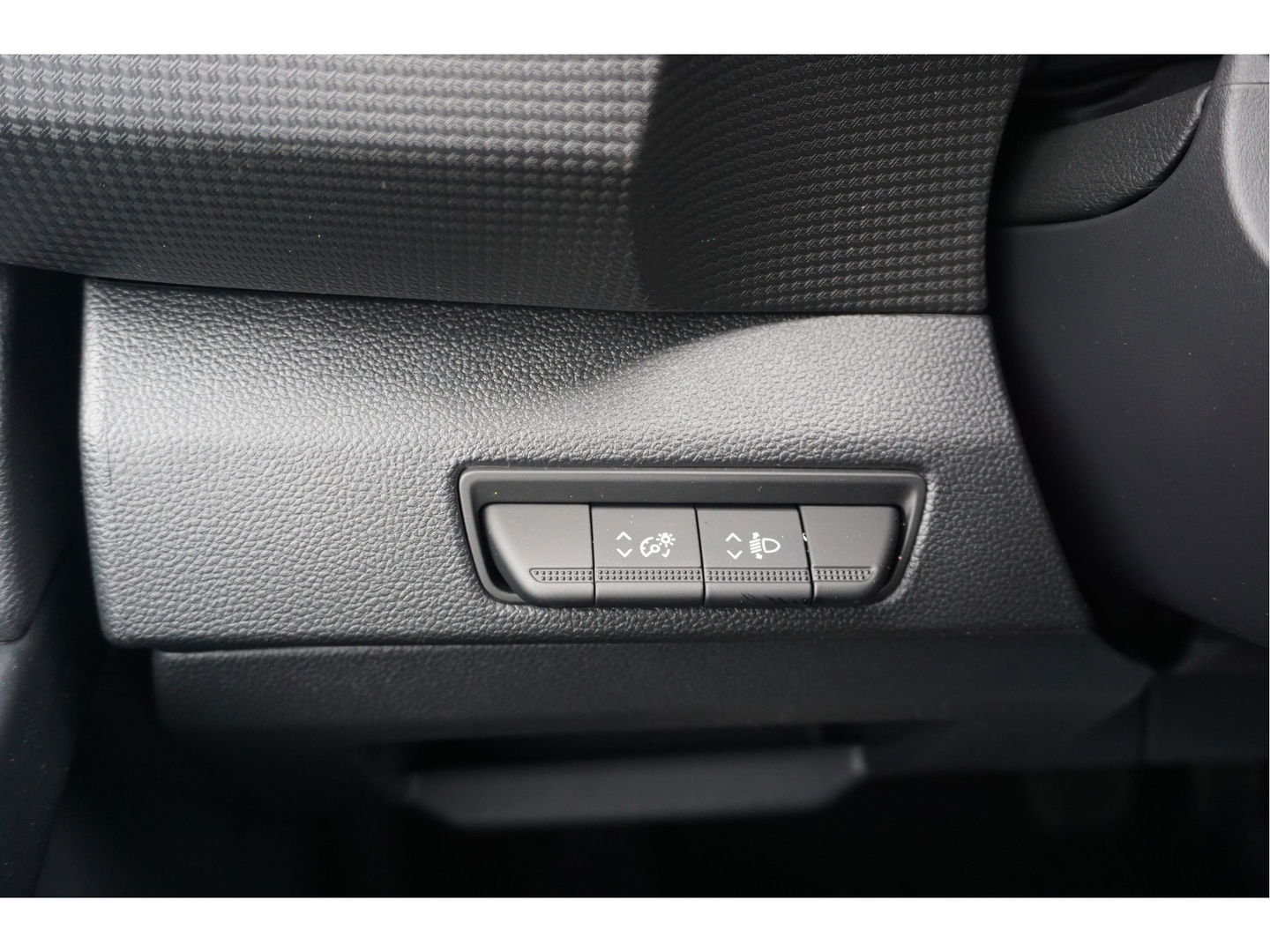 Renault Trafic 170PK L2H1 DC EDC AUT BPM VRIJ!! Navi,  Climate, Cruise, LED, 17" LM!! NR. 609